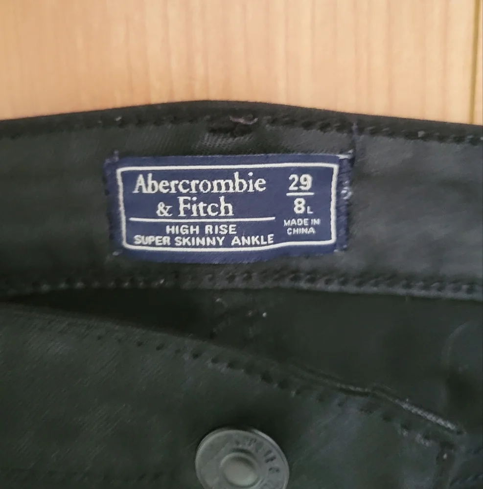 Abercrombie and Fitch high rise super skinny ankle jeans coated black button fly - Picture 3 of 7